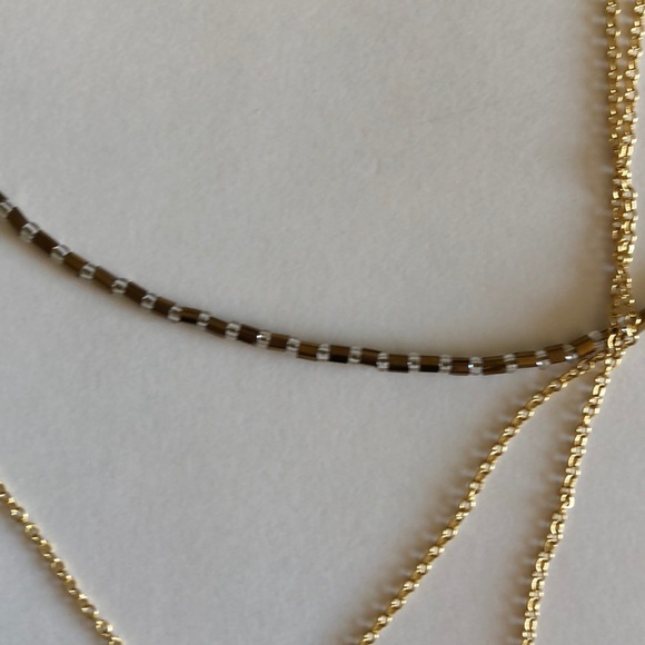 ME to WE Three layer necklace Goldtone NWOT - Picture 8 of 12